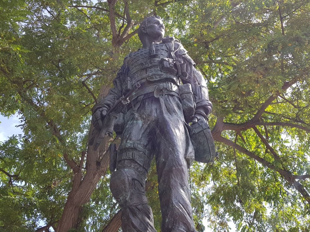 Irish Guards Statue, Windsor